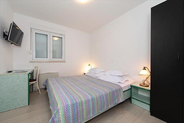 Apartments Irena Tučepi Eksteriør billede