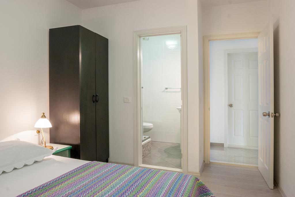 Apartments Irena Tučepi Eksteriør billede