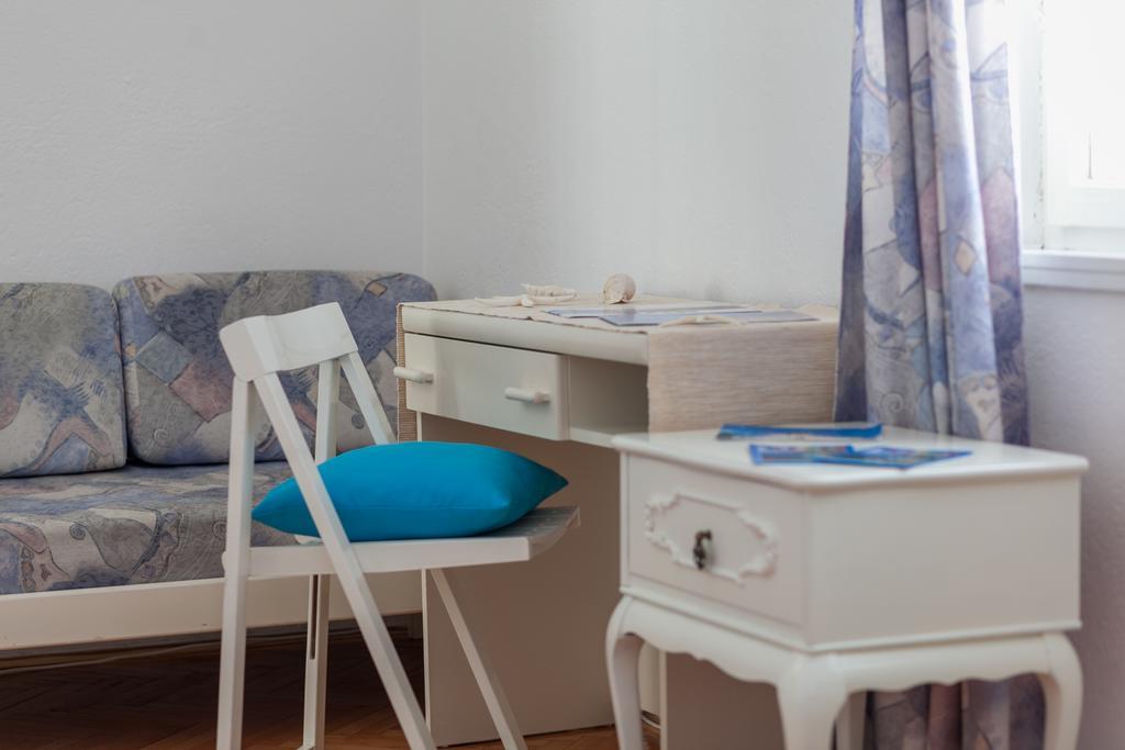 Apartments Irena Tučepi Eksteriør billede